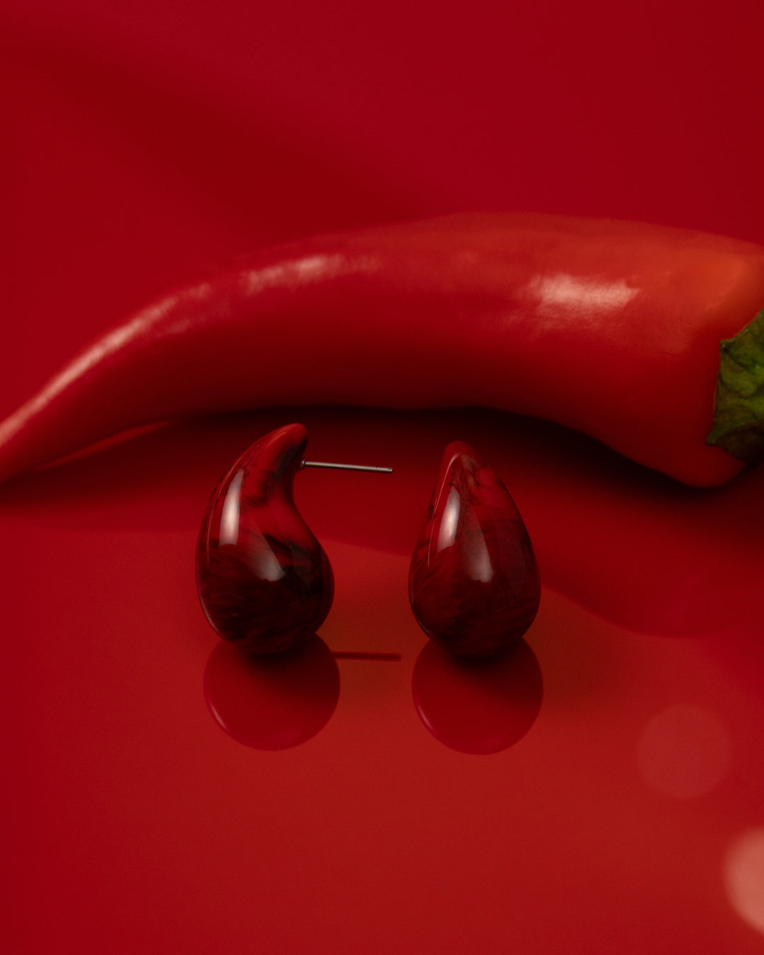 The Lucite Gia Earrings- Tortoise