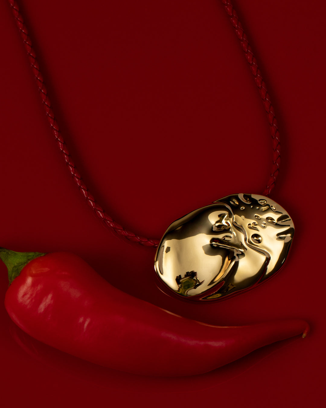 The Granada Disc Necklace